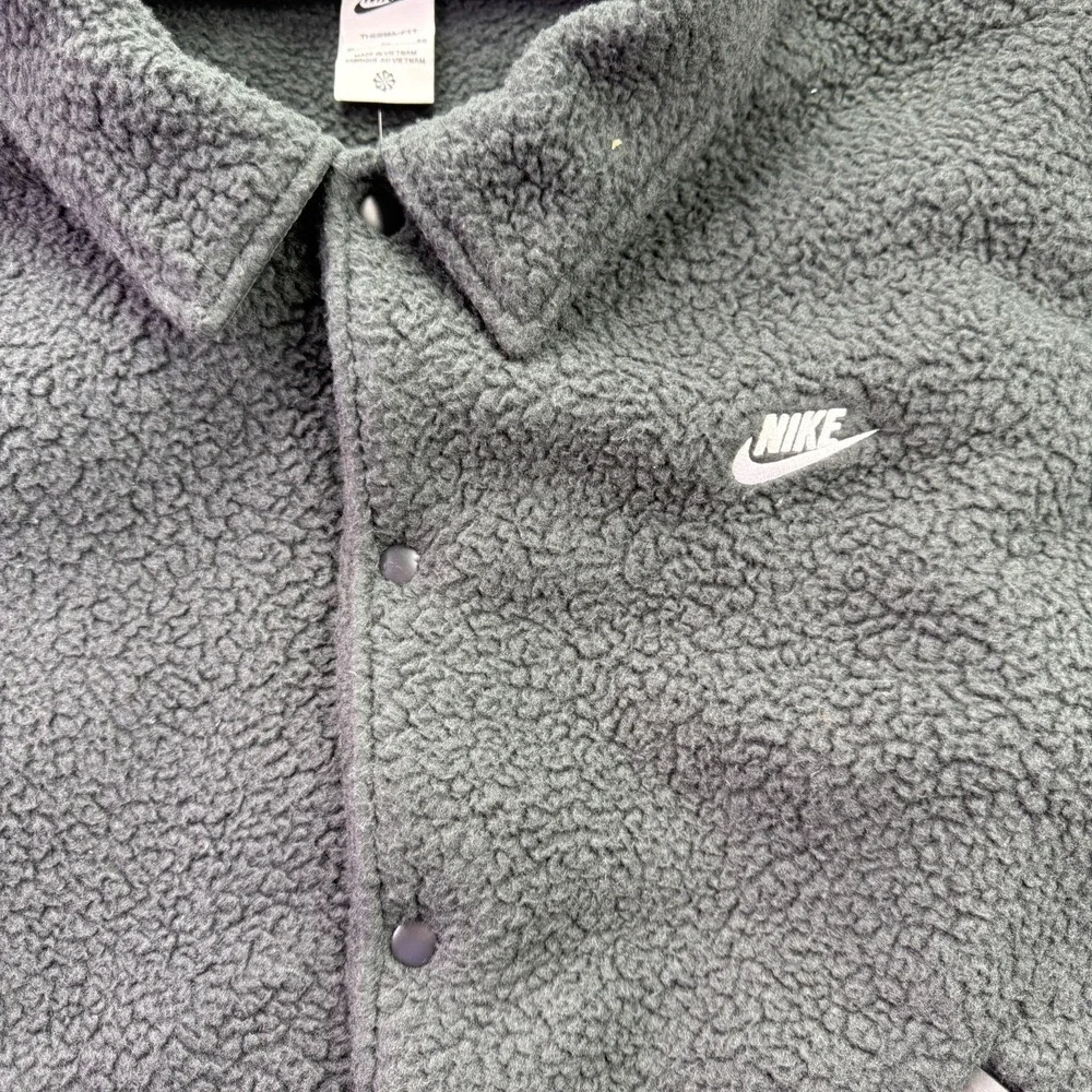 Nike club therma